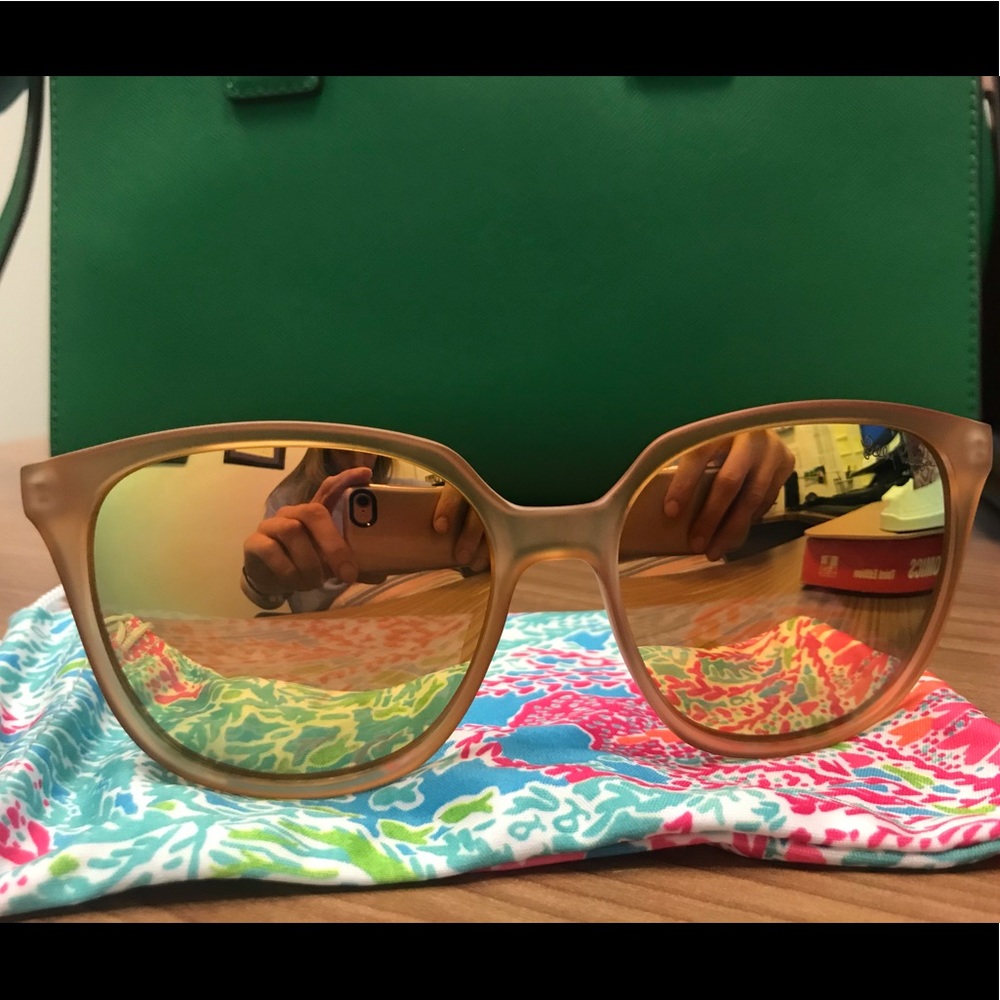 LILY PULITZER Sunglasses